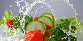 Czy można kisić ogórki w beczce plastikowej?